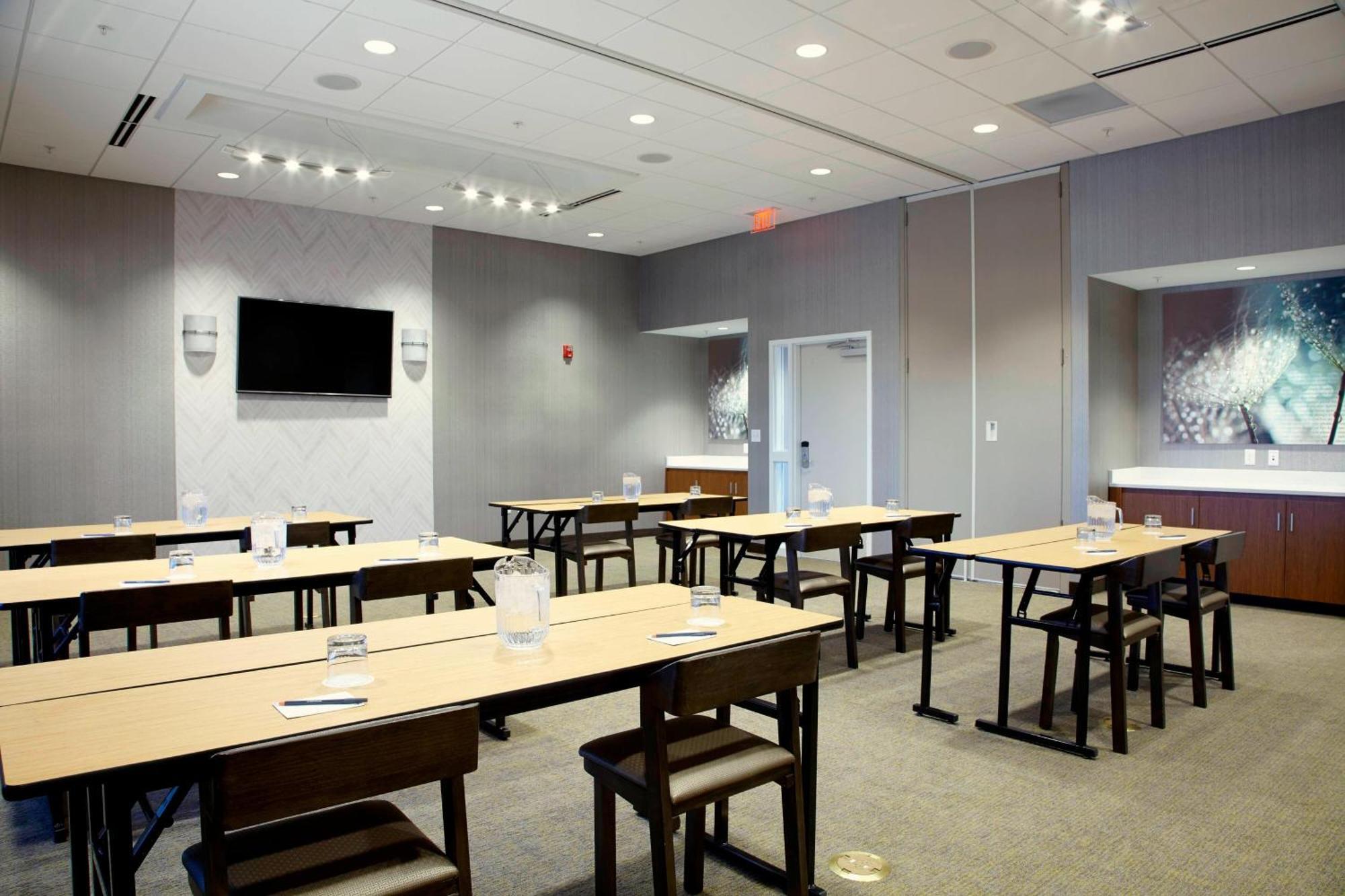 Springhill Suites By Marriott Dayton Beavercreek Exterior photo