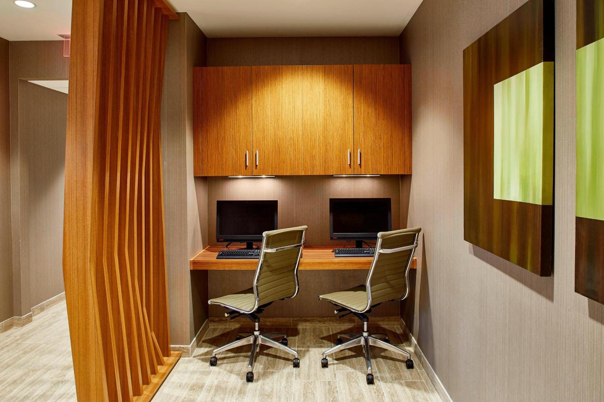 Springhill Suites By Marriott Dayton Beavercreek Exterior photo